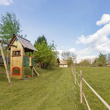 Homes Sara Počitniška hiša